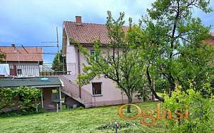 Meljak, kuća sa garažom na 13a, asfalt, gradska voda, termo fasada ..